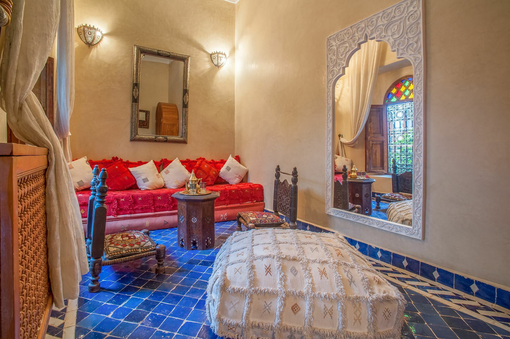 Riad & Laurence Olivier 4*